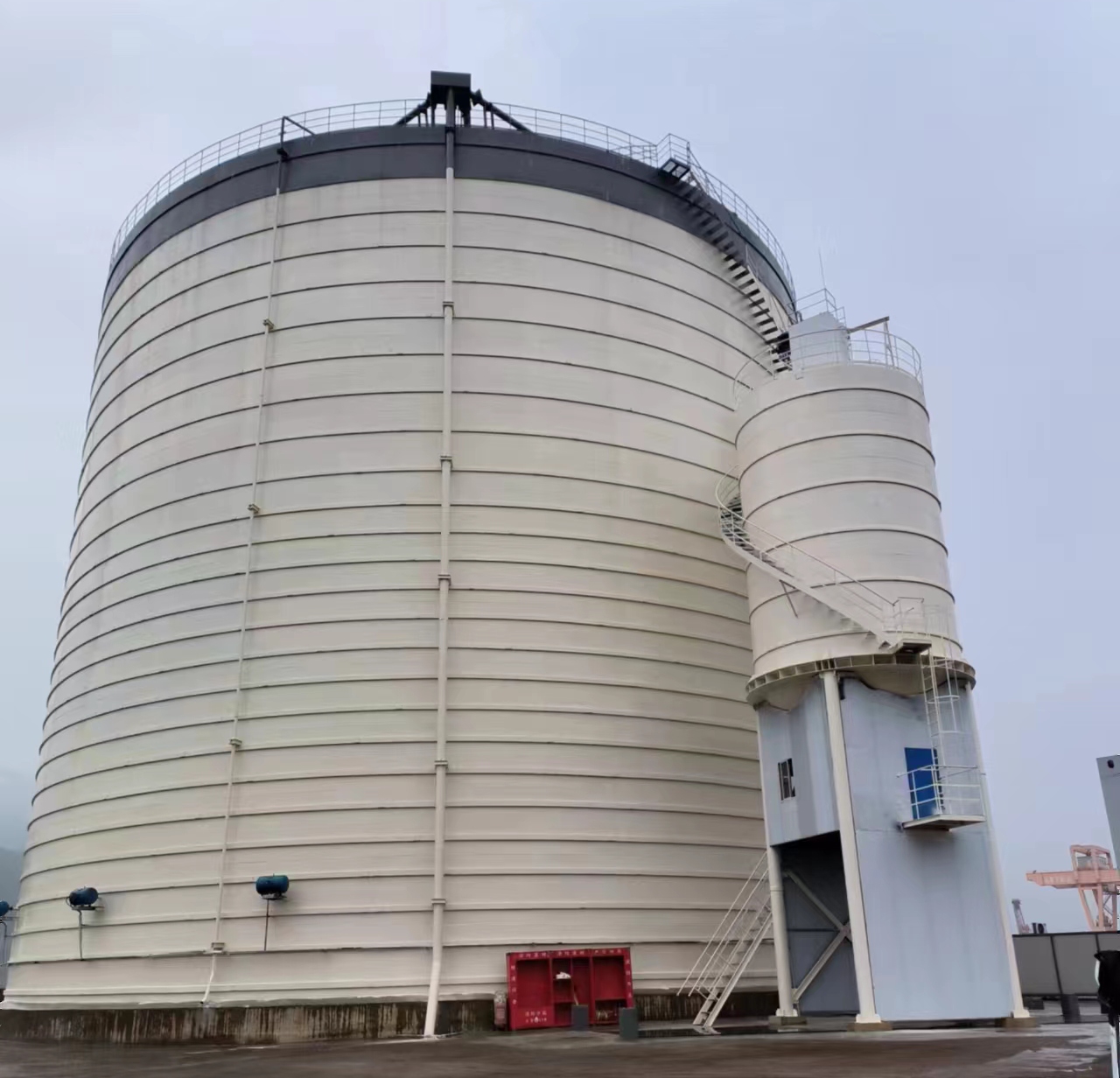 西畴10万吨水泥钢板库